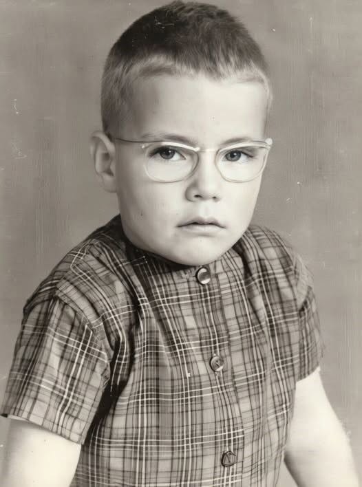 Guess Who This Boy Is — The Young Talent Who Grew Up to Become One of the Most Famous Actors in the World