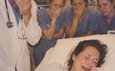 “She Walked Into The Hospital Alone To Give Birth—Then The Doctor Started Crying”2